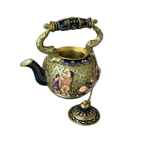 Nini VIENNA Miniature Gold Hand Painted Resin Teapot with Chained Lid # 6-4 - Picture 5 of 8